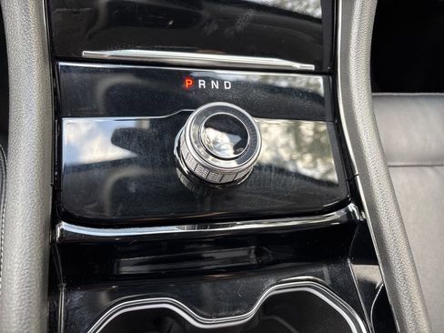 Used 2023 Jeep Grand Cherokee Limited RWD image 37