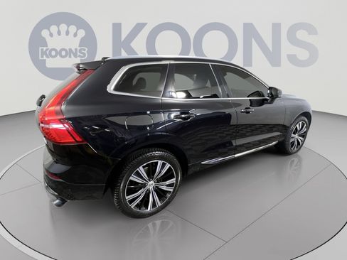 Used 2023 Volvo XC60 B5 Plus AWD/4WD image 11