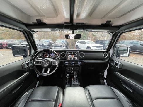 Certified 2022 Jeep Gladiator Overland w/ Popular Equipment Package image 30