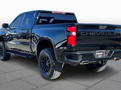 Used 2021 Chevrolet Silverado 1500 Custom Trail Boss w/ LPO, Dark Essentials Package image 11