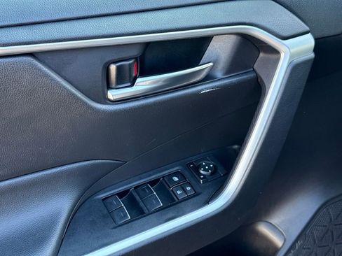 Used 2024 Toyota RAV4 XLE image 19