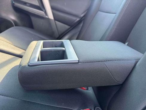 Used 2016 Toyota RAV4 LE image 13