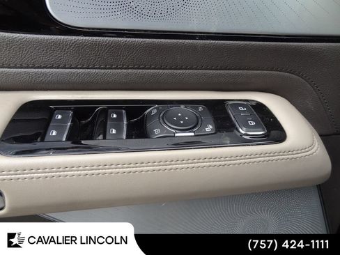Used 2020 Lincoln Aviator Reserve w/ Equipment Group 201A AWD/4WD image 7