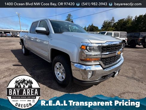 Used 2018 Chevrolet Silverado 1500 LT w/ All Star Edition AWD/4WD image 3