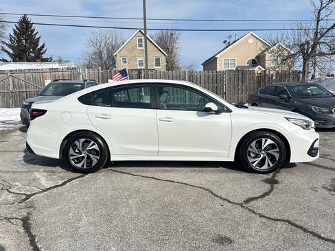 Used 2025 Subaru Legacy Premium image 9
