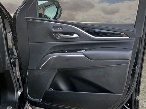 Certified 2021 Cadillac Escalade Sport image 28