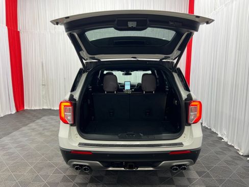 Used 2021 Ford Explorer Platinum AWD/4WD image 36