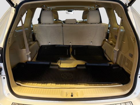 Used 2018 Toyota Highlander XLE w/ Protection Package #3 image 31