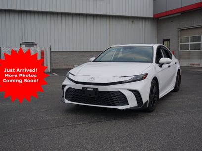 Used 2025 Toyota Camry SE