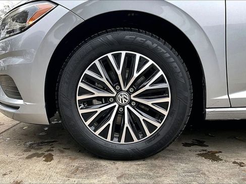 Used 2021 Volkswagen Jetta SE image 8