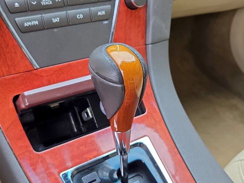 Used 2010 Lexus ES 350 FWD image 16