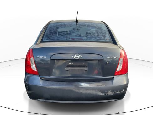 Used 2010 Hyundai Accent GLS FWD image 5