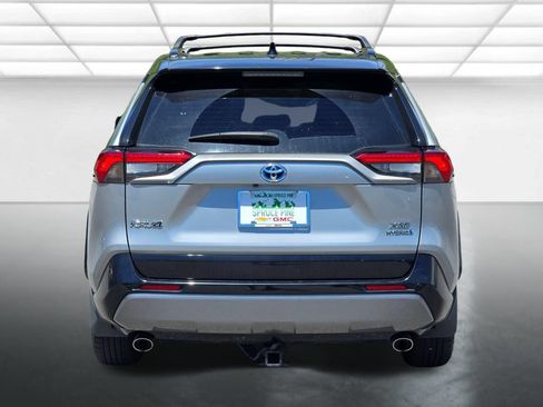 Used 2021 Toyota RAV4 XSE w/ XSE Grade Weather Package AWD/4WD image 18