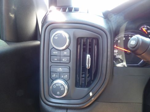 Used 2024 GMC Sierra 1500 Pro w/ Pro Value Package AWD/4WD image 19