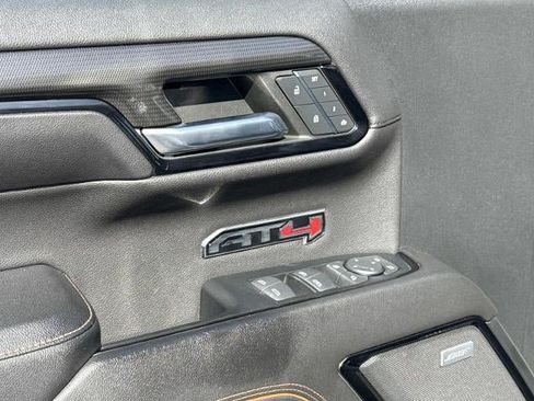 Used 2023 GMC Sierra 1500 AT4 w/ AT4 Premium Package AWD/4WD image 14
