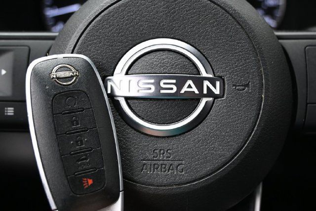 Used 2025 Nissan Pathfinder SV FWD image 45