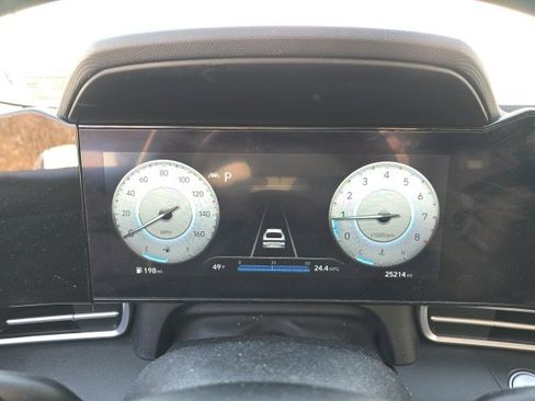 Used 2023 Hyundai Elantra SEL w/ Convenience Package image 14