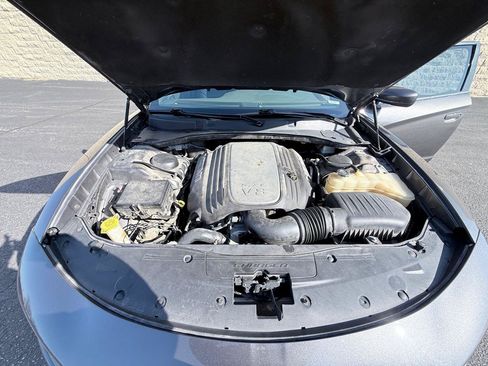 Used 2016 Dodge Charger R/T w/ Plus Group RWD image 17