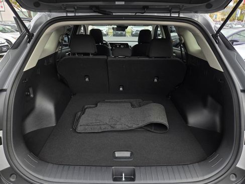 Used 2025 Kia Sportage LX image 25