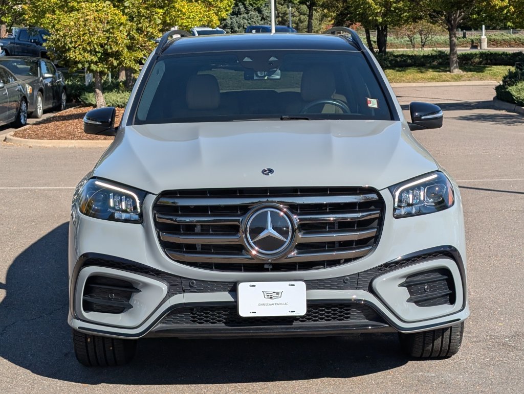 Used 2024 Mercedes-Benz GLS 450 4MATIC image 9