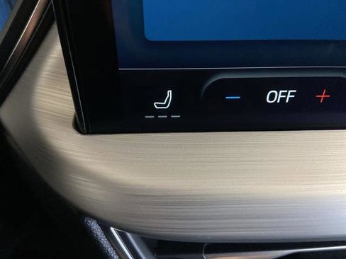 New 2025 Ford Escape Base w/ PHEV Premium Package image 8