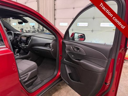 Used 2023 Chevrolet Traverse LT w/ Rear Camera Mirror Package AWD/4WD image 48