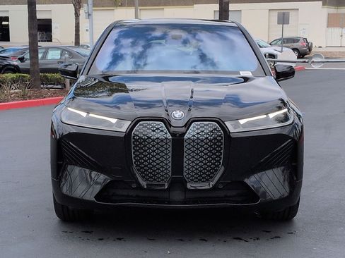 Certified 2025 BMW iX M60 AWD/4WD image 3