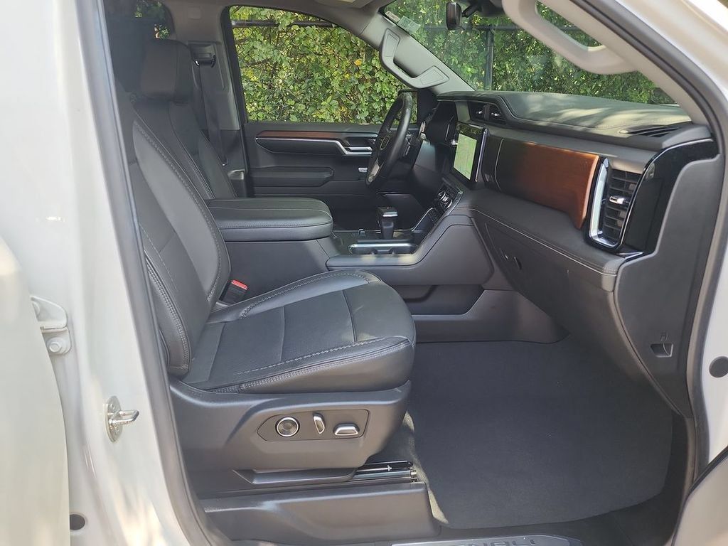 Certified 2024 GMC Sierra 1500 Denali AWD/4WD image 28