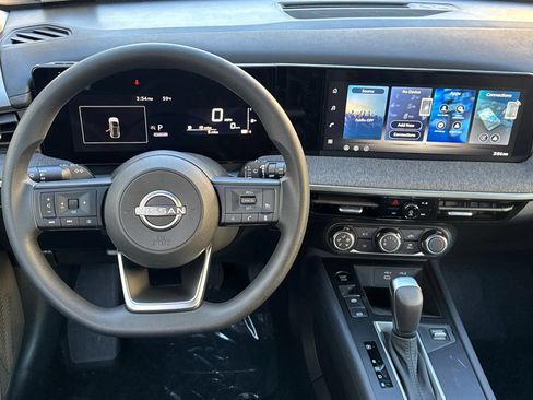 New 2026 Nissan Kicks S FWD image 17