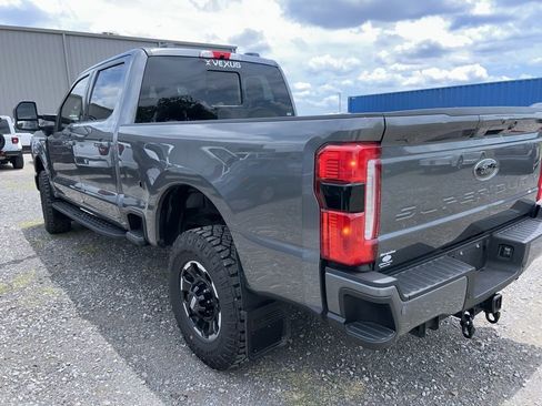 Used 2025 Ford F350 XLT w/ Black Appearance Package AWD/4WD image 6