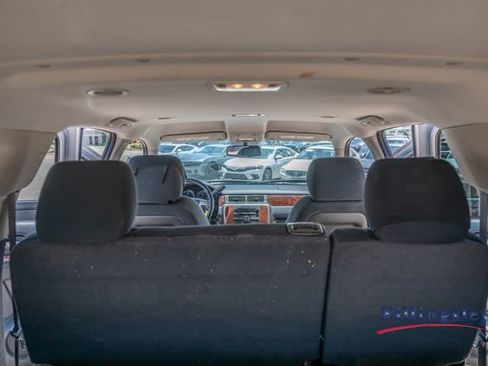 Used 2014 Chevrolet Suburban LS w/ All-Star Edition AWD/4WD image 16