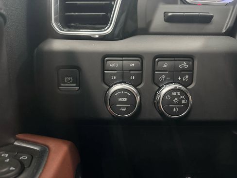 Used 2023 GMC Sierra 1500 Denali Ultimate image 48