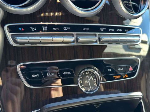 Certified 2019 Mercedes-Benz C 300 4MATIC Sedan image 23