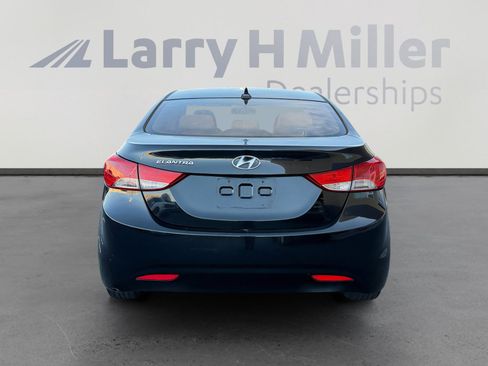 Used 2013 Hyundai Elantra GLS w/ Preferred Pkg image 4