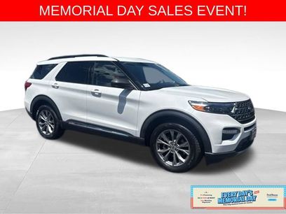 Certified 2022 Ford Explorer XLT w/ Equipment Group 202A