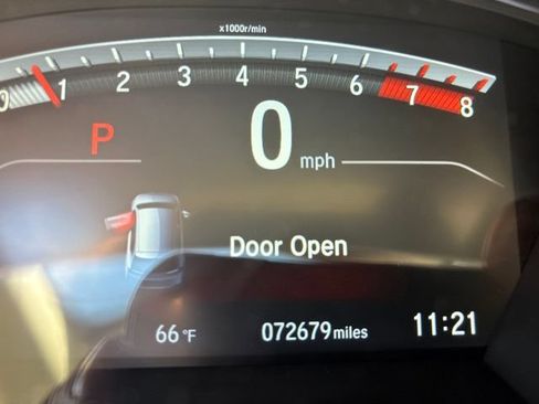 Used 2017 Honda CR-V Touring image 6
