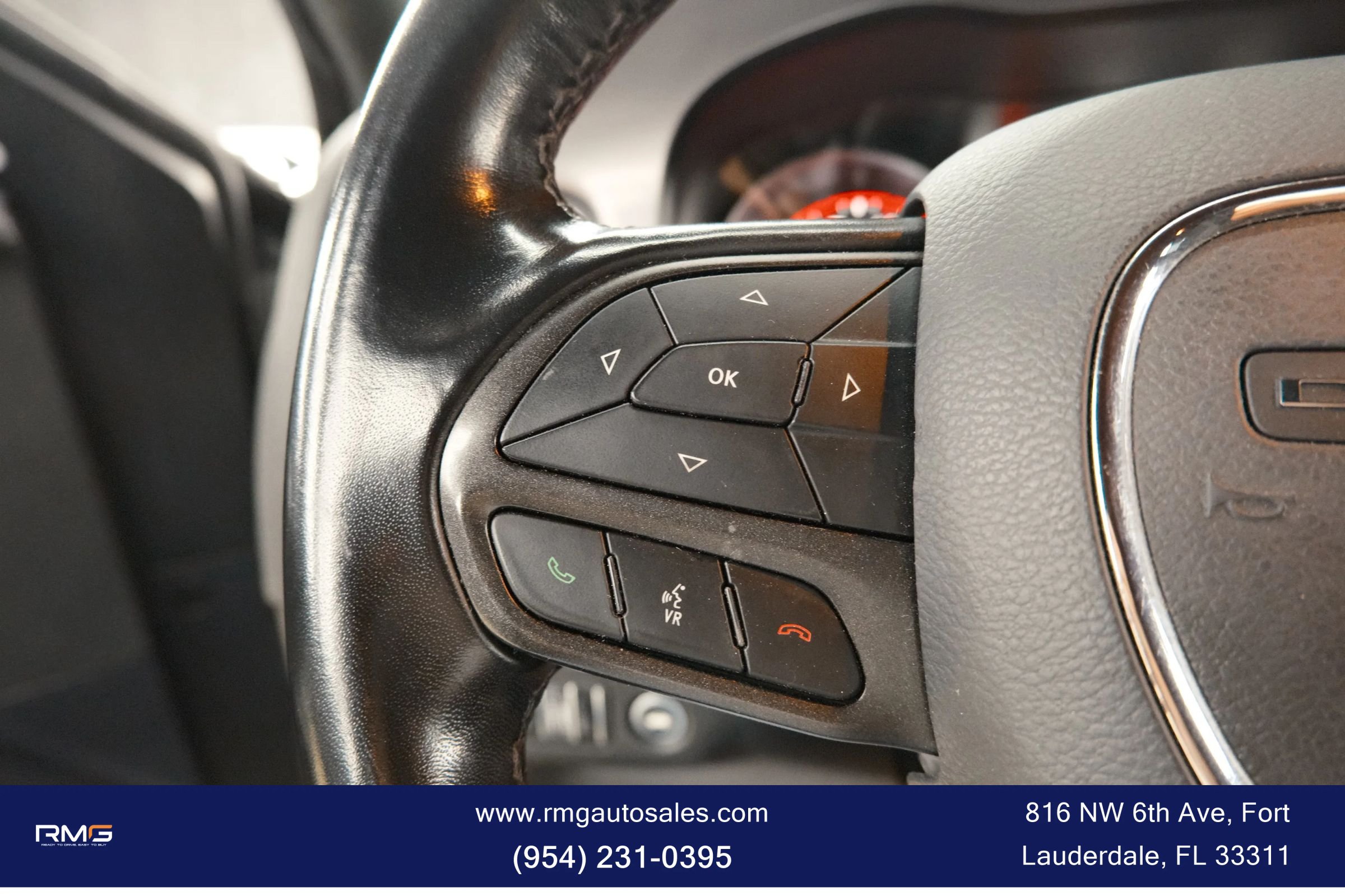 Used 2023 Dodge Charger SXT RWD image 19