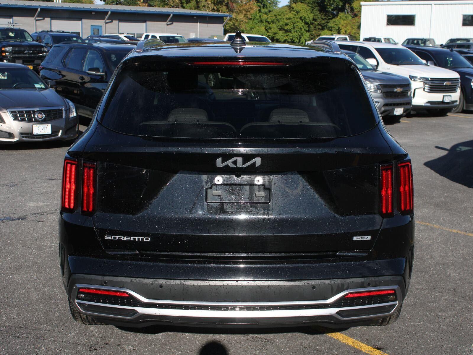 Used 2023 Kia Sorento SX Prestige w/ Panoramic Sunroof Package AWD/4WD image 6