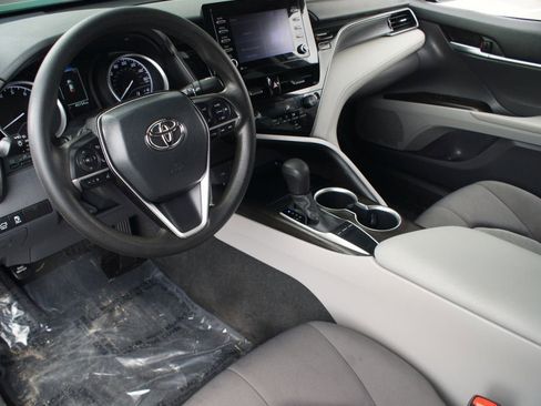 Used 2023 Toyota Camry LE FWD image 12