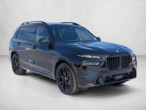 New 2026 BMW X7 xDrive40i w/ M Sport Package AWD/4WD image 7