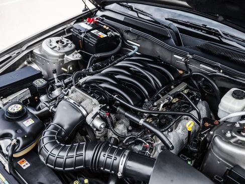 Used 2005 Ford Mustang GT Premium RWD image 69