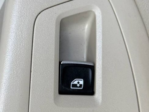 Used 2019 Volkswagen Atlas SE image 34