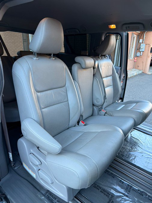 Used 2019 Toyota Sienna XLE FWD image 9