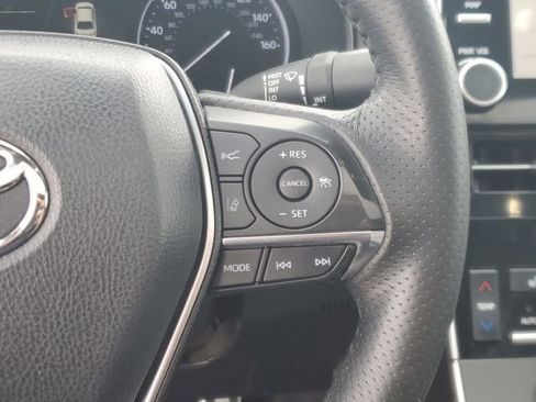 Used 2019 Toyota Avalon FWD image 21