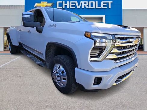 New 2025 Chevrolet Silverado 3500 High Country w/ High Country Premium Package AWD/4WD image 1