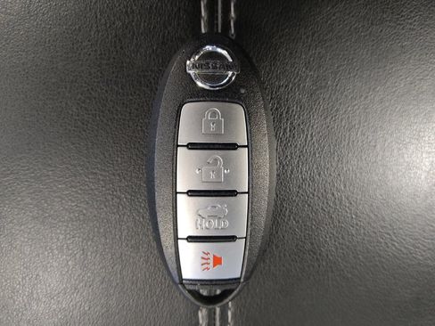 Used 2023 Nissan Sentra SV FWD image 32