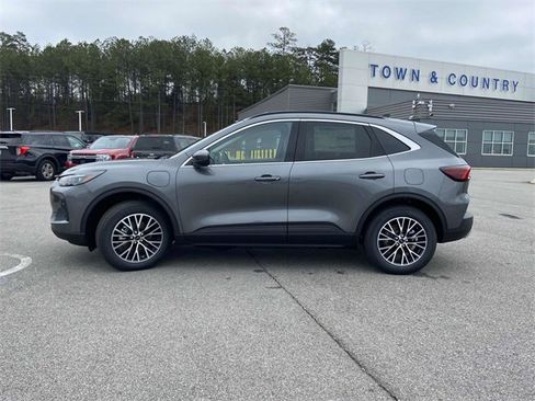 New 2025 Ford Escape SE w/ PHEV Premium Package image 5