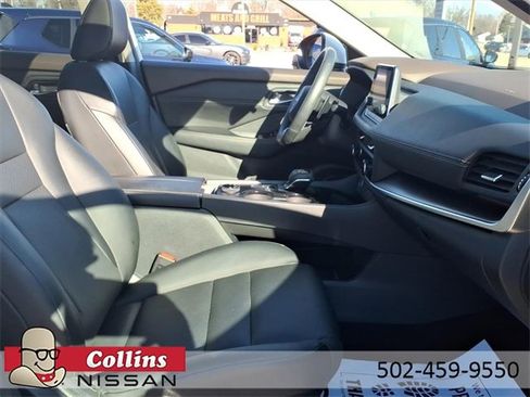 Certified 2023 Nissan Rogue SV w/ SV Premium B Package image 13