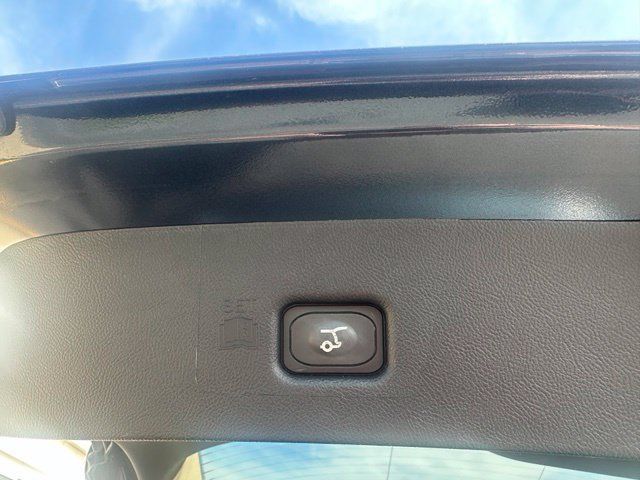 Used 2023 Lincoln Nautilus Reserve w/ Equipment Group 201A AWD/4WD image 21