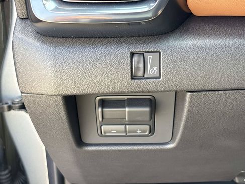 Used 2026 GMC Canyon AT4 AWD/4WD image 18